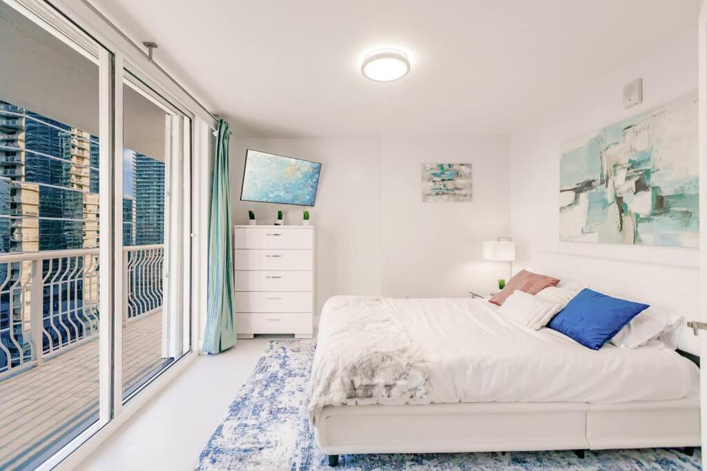 Upscale Brickell 3 Bedroom With Water Views And Free Parking Miami Exteriér fotografie