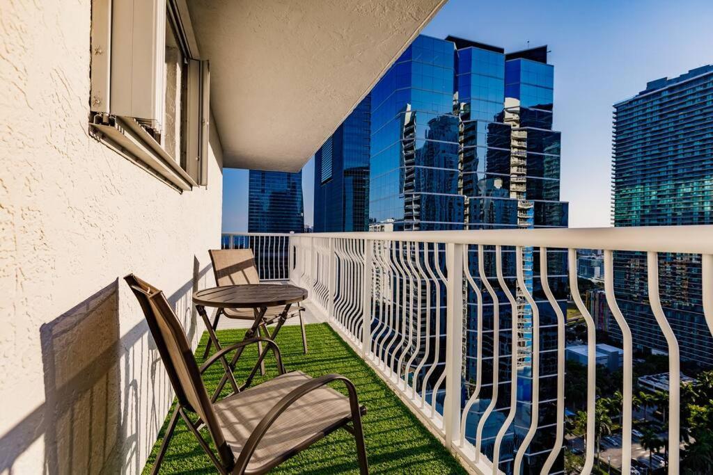 Upscale Brickell 3 Bedroom With Water Views And Free Parking Miami Exteriér fotografie