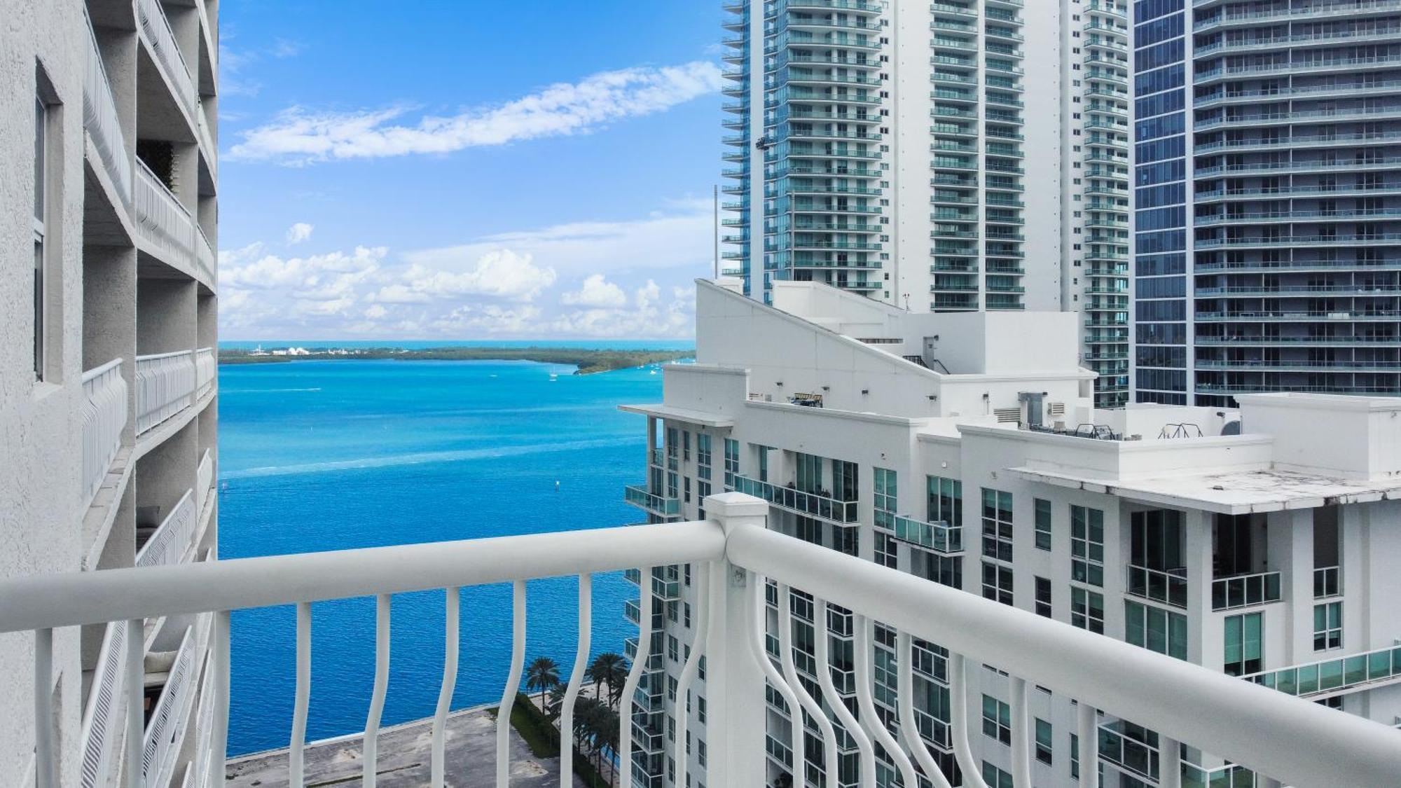 Upscale Brickell 3 Bedroom With Water Views And Free Parking Miami Exteriér fotografie