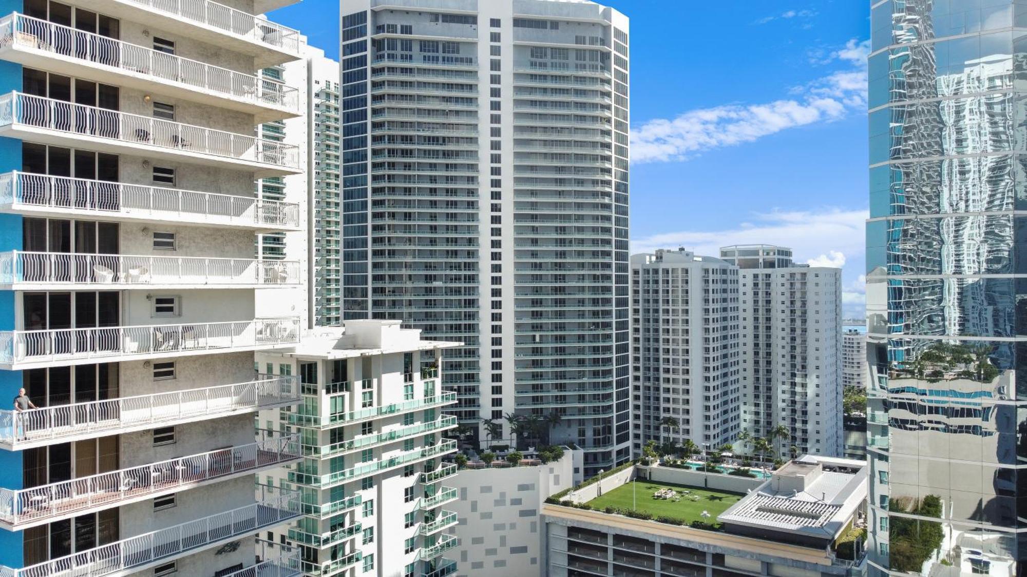 Upscale Brickell 3 Bedroom With Water Views And Free Parking Miami Exteriér fotografie
