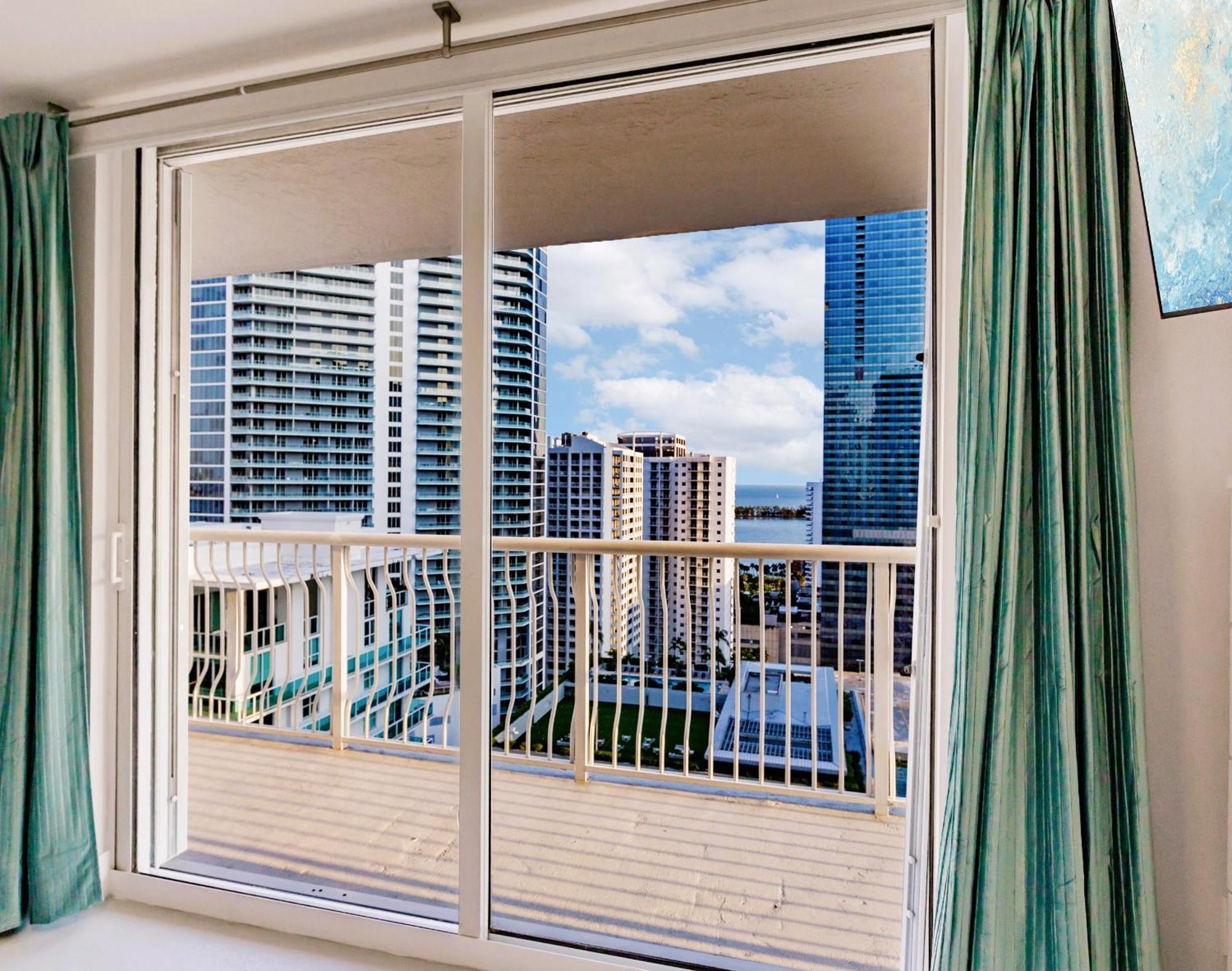 Upscale Brickell 3 Bedroom With Water Views And Free Parking Miami Exteriér fotografie
