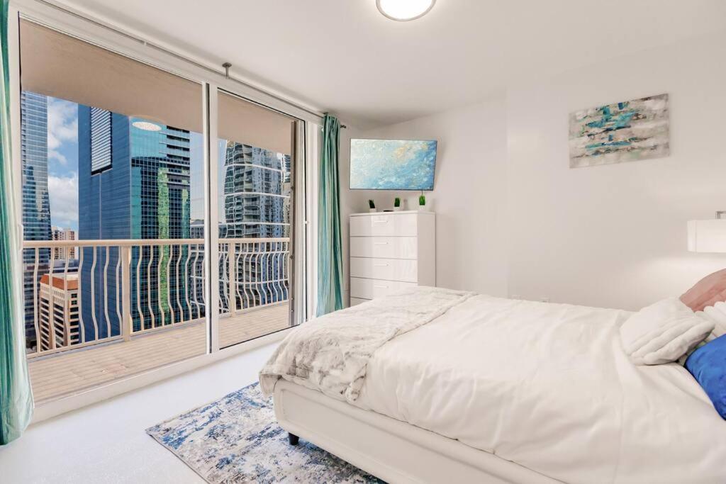 Upscale Brickell 3 Bedroom With Water Views And Free Parking Miami Exteriér fotografie