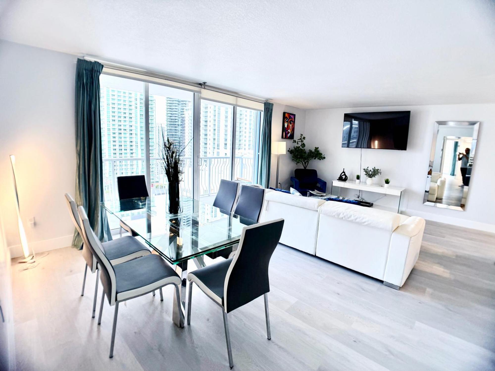 Upscale Brickell 3 Bedroom With Water Views And Free Parking Miami Exteriér fotografie